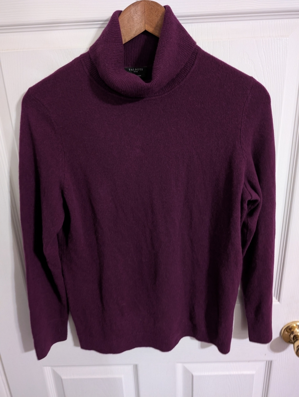 Talbots Womens Sweater Cashmere Purple Turtleneck Pullover Size Large Petite